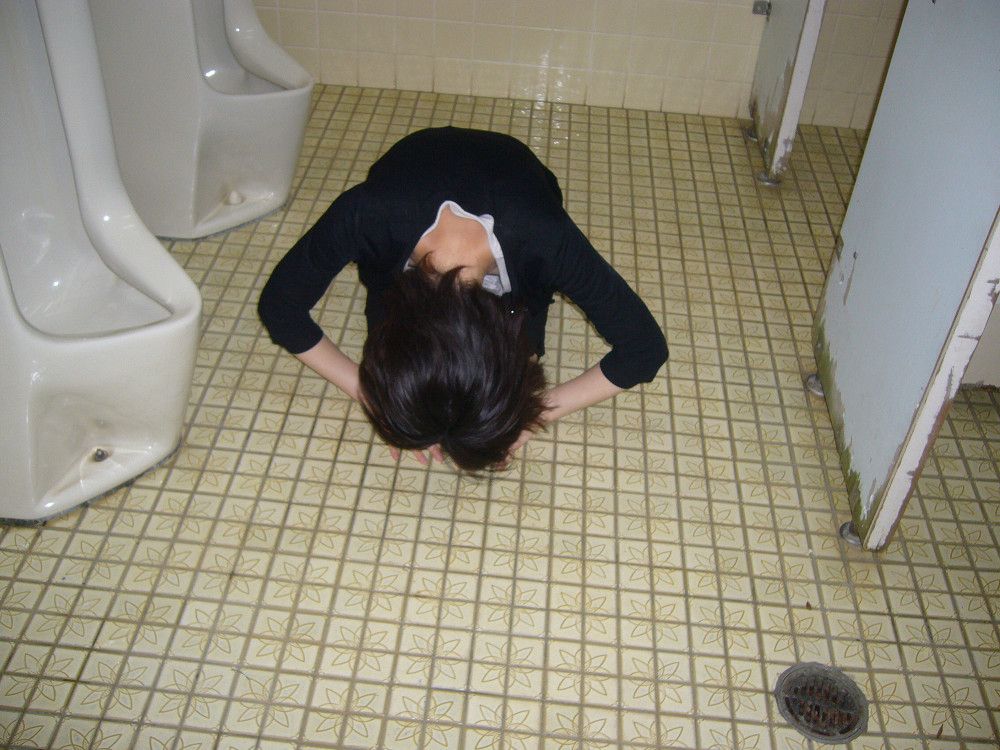 【判断求む】礼儀正しいのかフザケてるのか、理解し難い画像集