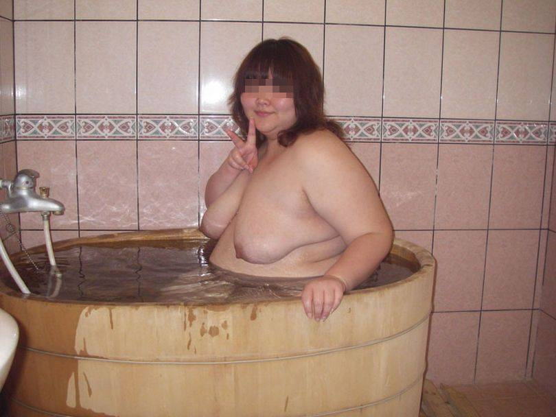 ブタ,太い女,エロ画像,デブ専