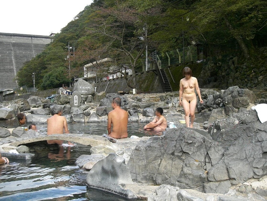 女一人で混浴温泉に入ってみた結果ｗｗｗｗｗｗｗ（混浴写真30枚）