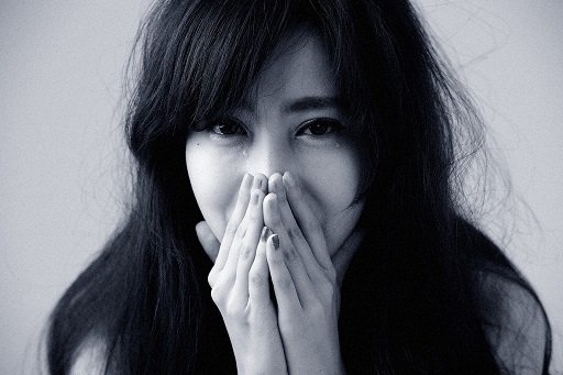 【ウンスジ注意】女性のパンツにウンコが付きやすい理由が判明！これはワロタ