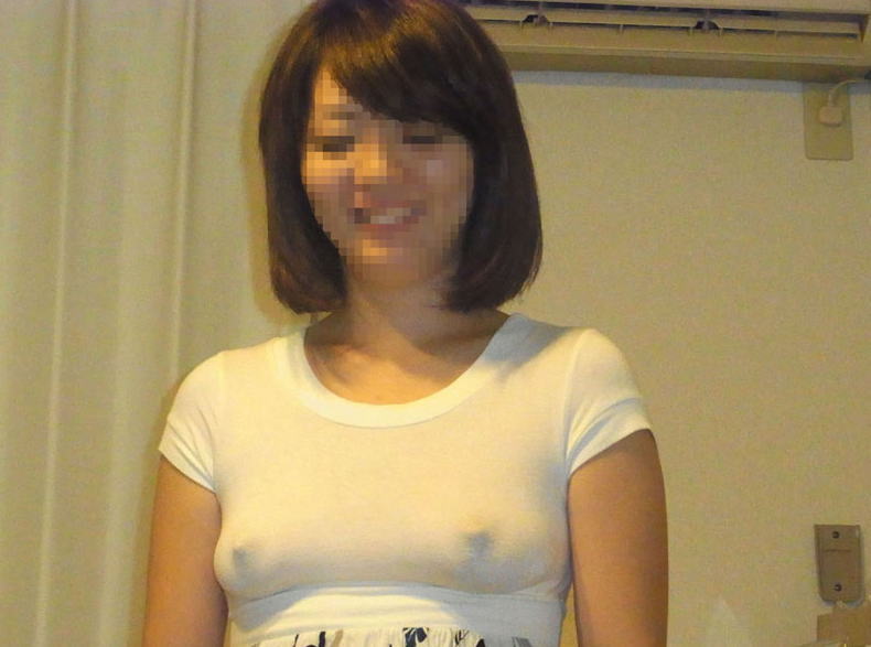 ノーブラ,透け,乳首,エロ画像