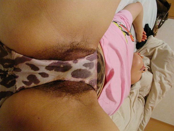 処女,ヒョウ柄,パンツ,エロ画像