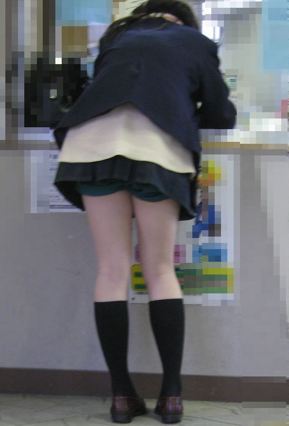 JK,おふざけ,女子高生,パンチラ,エロ画像【28】