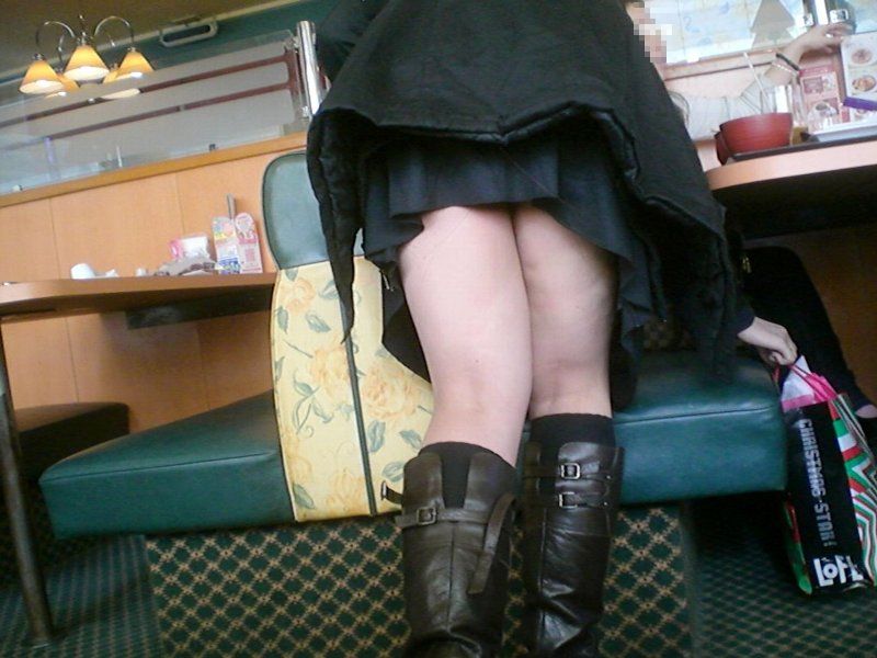 脚フェチ,ミニスカ,ロングブーツ,街撮り,素人,エロ画像【11】