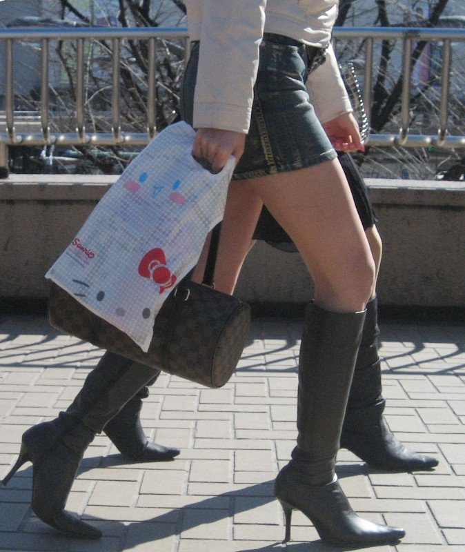 脚フェチ,ミニスカ,ロングブーツ,街撮り,素人,エロ画像【25】