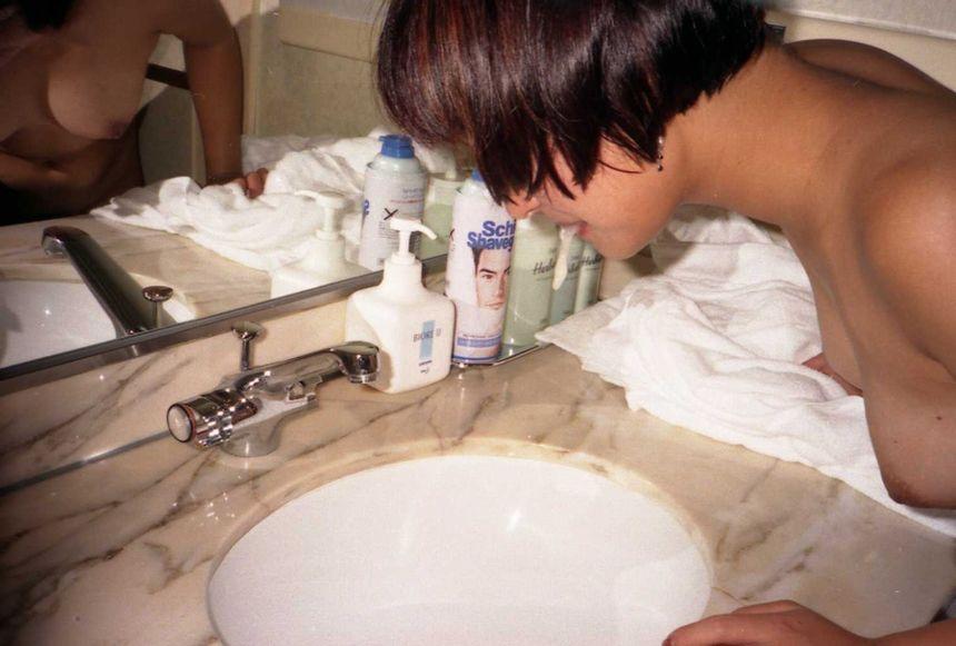 【素人】他人の嫁がエロいことしてる流出写真って抜けるよなｗｗｗｗｗ【画像30枚】