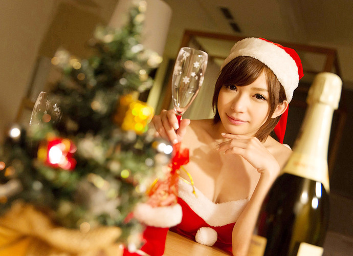 聖夜にチ●ポが寂しいあなたにエロサンタご用意しております!