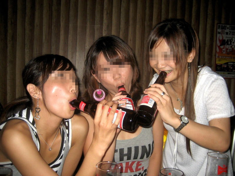 【欲しがり】チンポのことを考えてる女達の画像