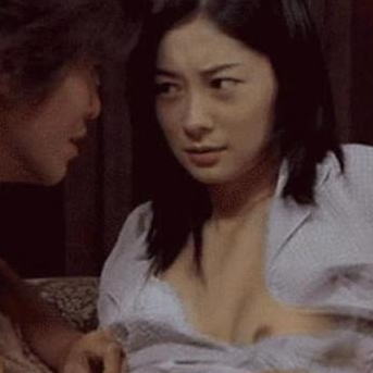 見えちゃった芸能人や有名人の乳首・乳輪