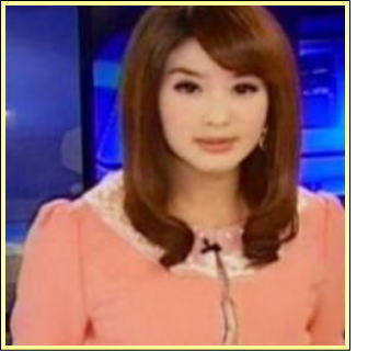 【放送事故】マジか？巨乳女子アナが胸のボタンを吹き飛ばして谷間全開に！
