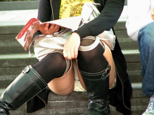 【パンチラ画像】こんなパンチラを一度でいいからリアルで見てみたいっすｗｗｗ
