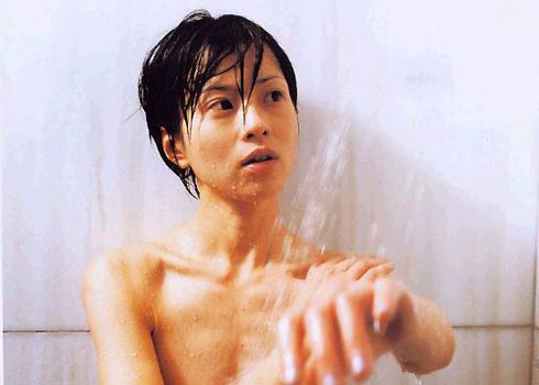 坂井真紀の乳首と陰毛　※動画あり