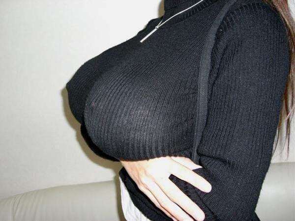 【画像】服着てる巨乳さんのほうがエロいという説