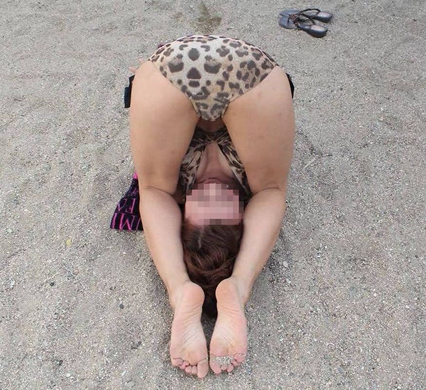 「エロい季節が終わった…」今年の夏を振り返って素人水着ギャルを渇望する画像