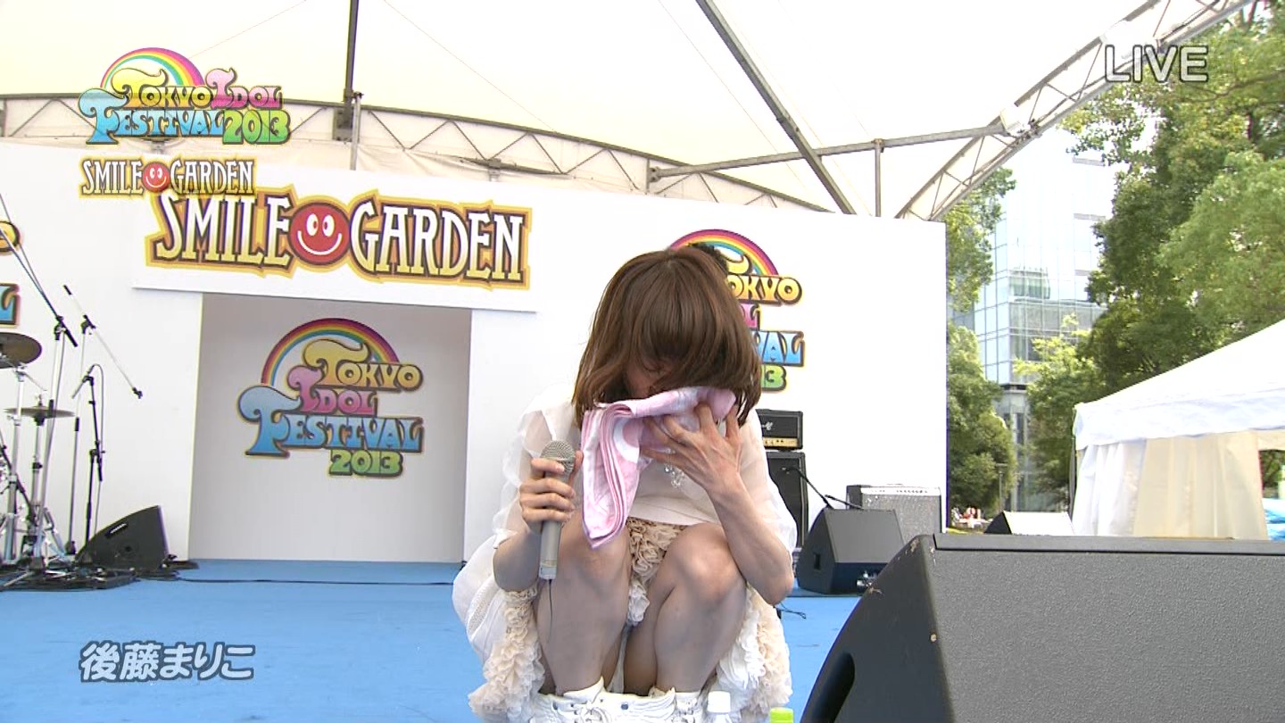 アイドルフェスティバルで後藤まりこがパンチラ見せまくり