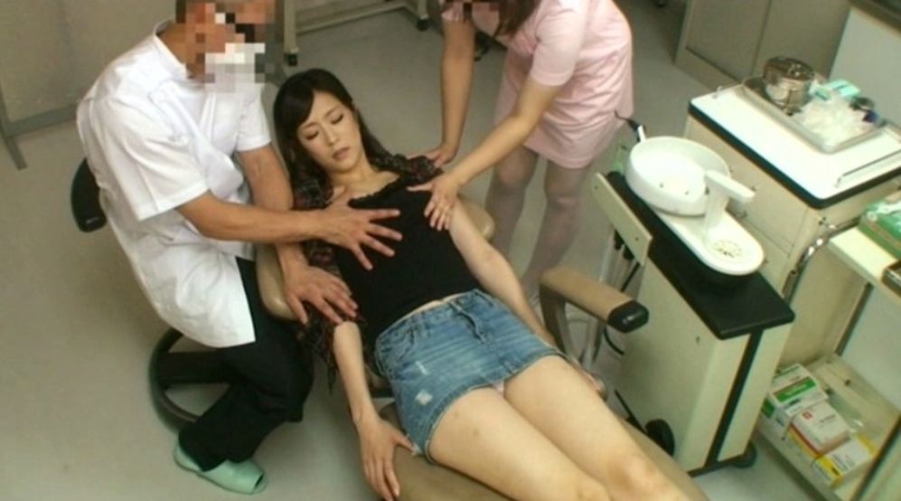 歯医者で治療中に妄想(盗撮と企画)!勃つか笑うかの2択しかないwwww【ショッキング画像.20】
